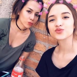 Meet your Posher, Jasmine